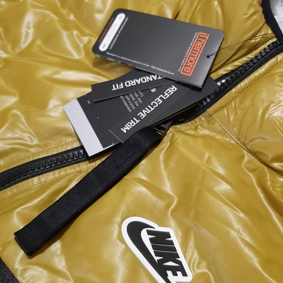 Nike Sportswear Windrunner Synthetic Fill jacket - Picture 7 of 10